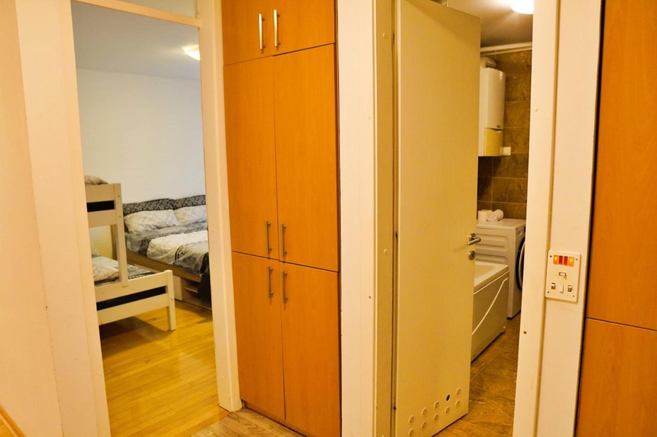 City Center Grand Apartment - Three-Bedroom, Free Parking Sarajevo Exterior foto