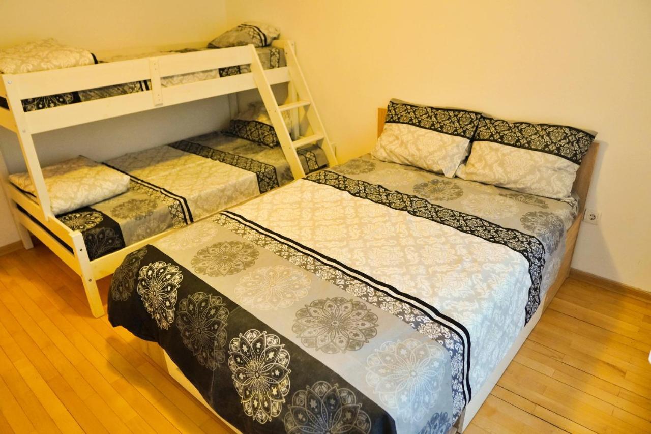 City Center Grand Apartment - Three-Bedroom, Free Parking Sarajevo Exterior foto